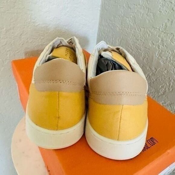 Miz Mooz Veronica Leather Sneaker Lightweight Yellow/White Size 10 Euro 41, NWT - Picture 10 of 11